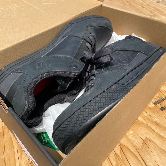 FiveTen Freerider DLX - Picture 2 of 6